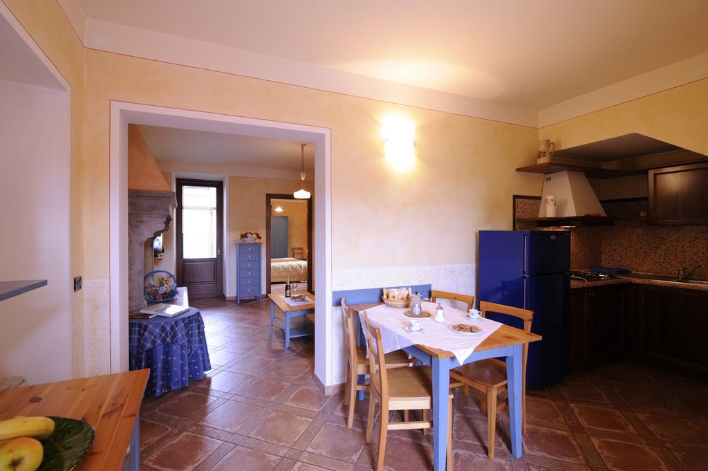 Agriturismo Gian Galeazzo Visconti Casa de hóspedes Valeggio sul Mincio Quarto foto